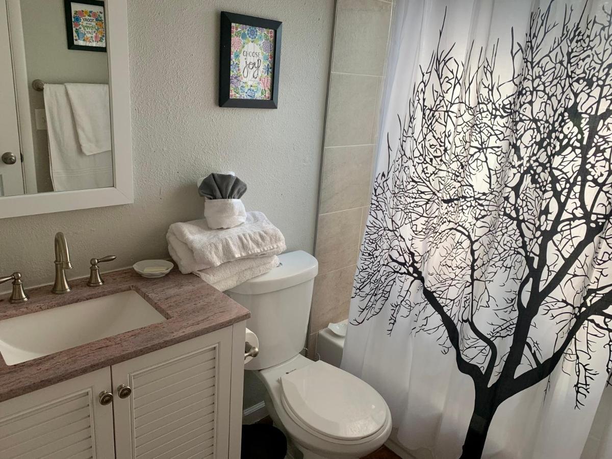 Your Home Close To Anshutz And Dia Аурора Екстериор снимка
